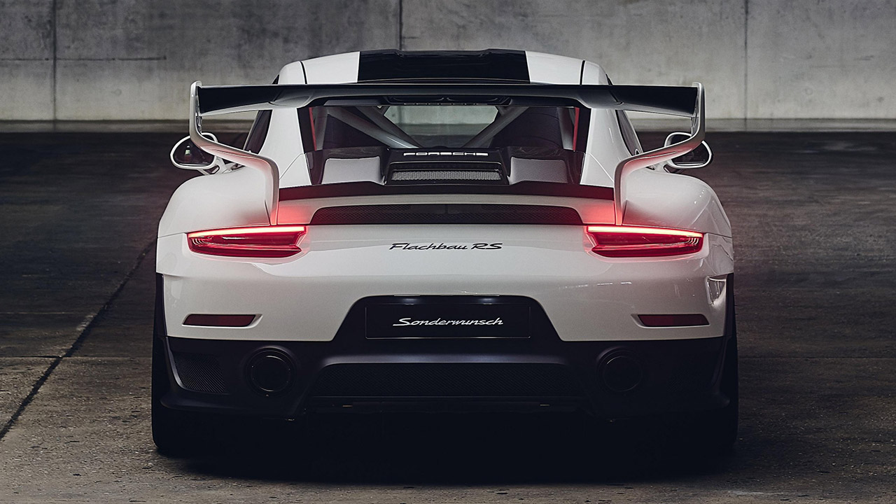 Porsche Flachbau RS 911 GT2 RS Reveal