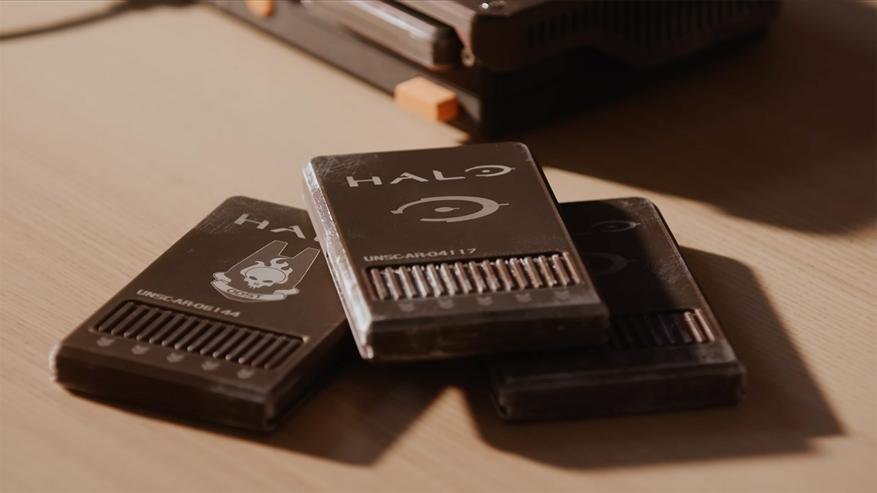 The Stock Pot Custom Game Console Halo Cartridge