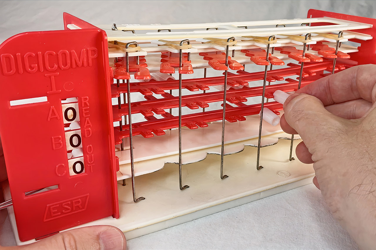 Digi-Comp 1 Mechanical Computer 1963