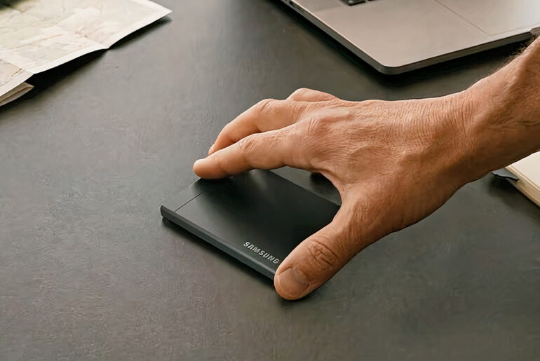 Samsung P9 USB4 Pocket SSD