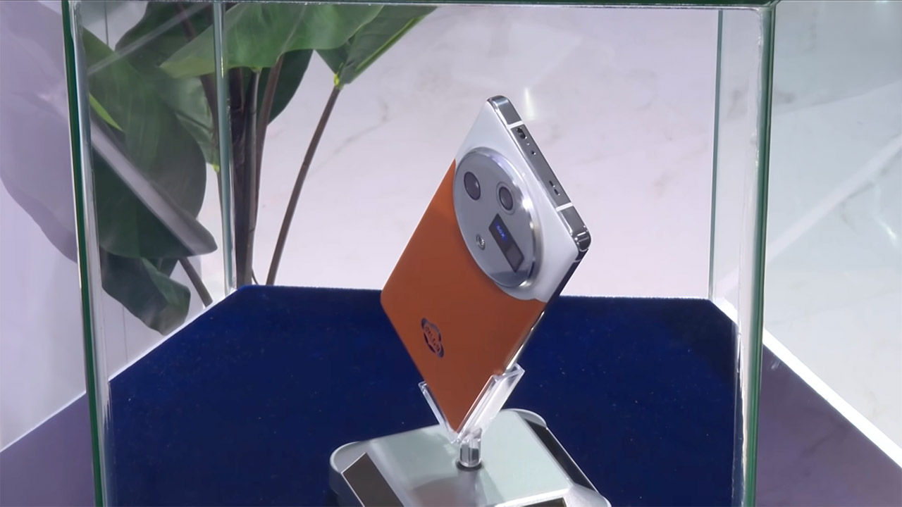 Smuggled North Korean Smartphone