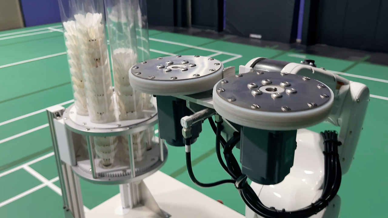 Denso VS-050 Badminton Robot
