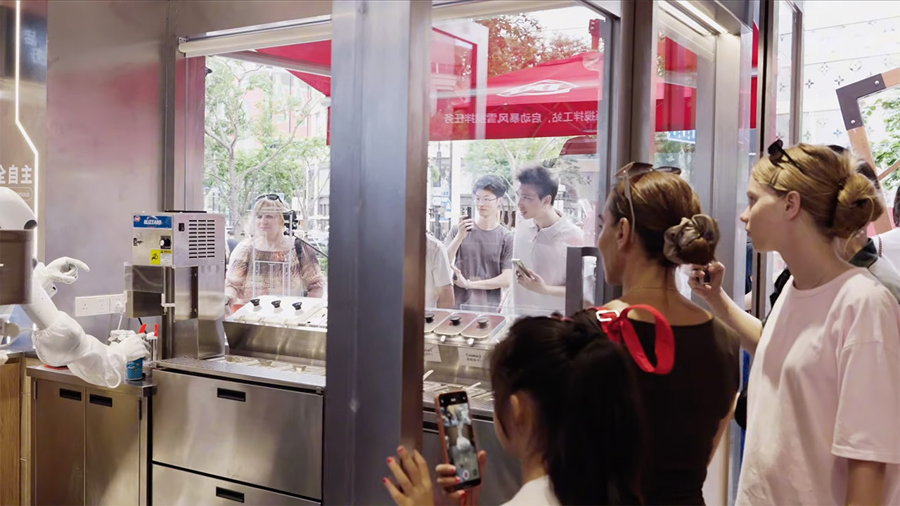 Dairy Queen Sharpa Robot Store Shanghai China