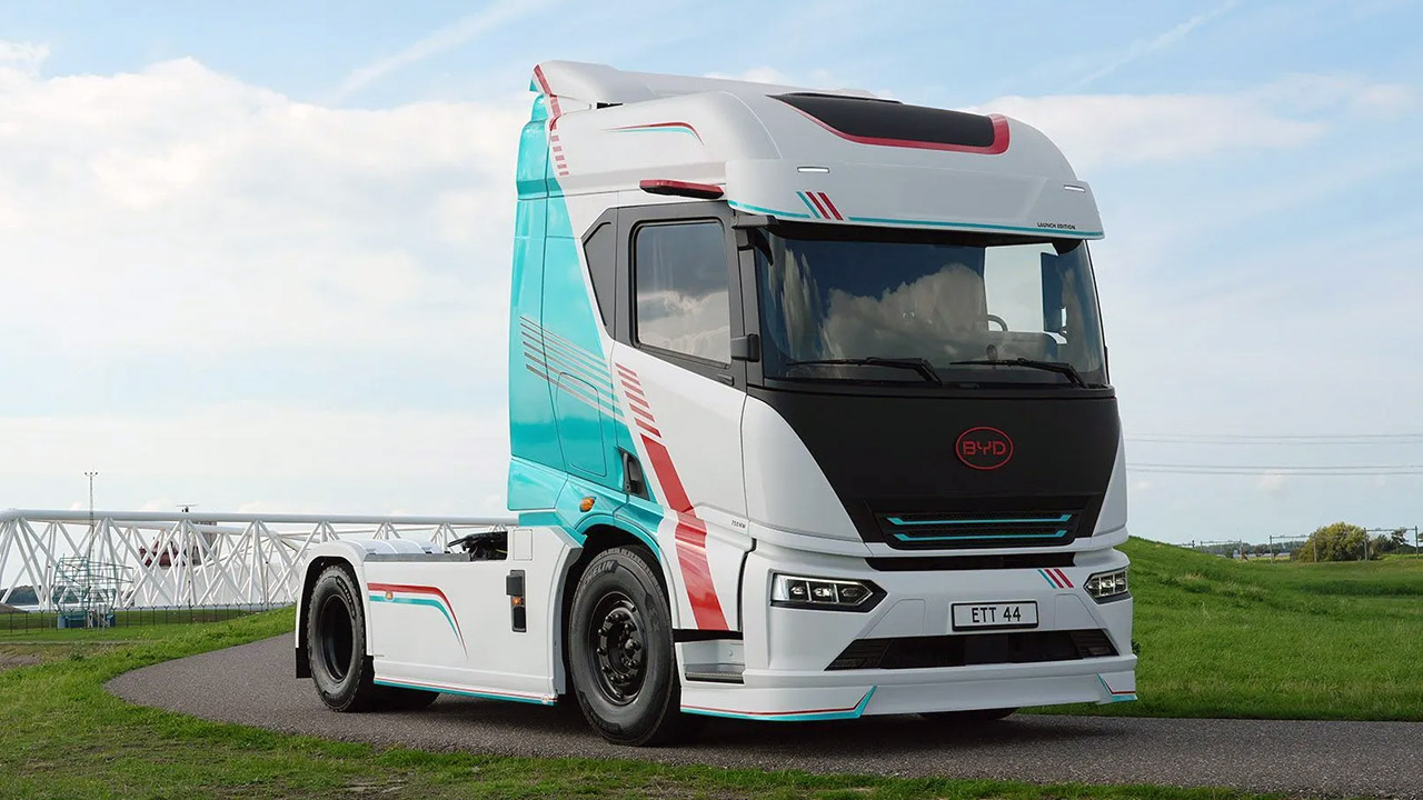 BYD ETT 44 Electric Semi Truck Tesla