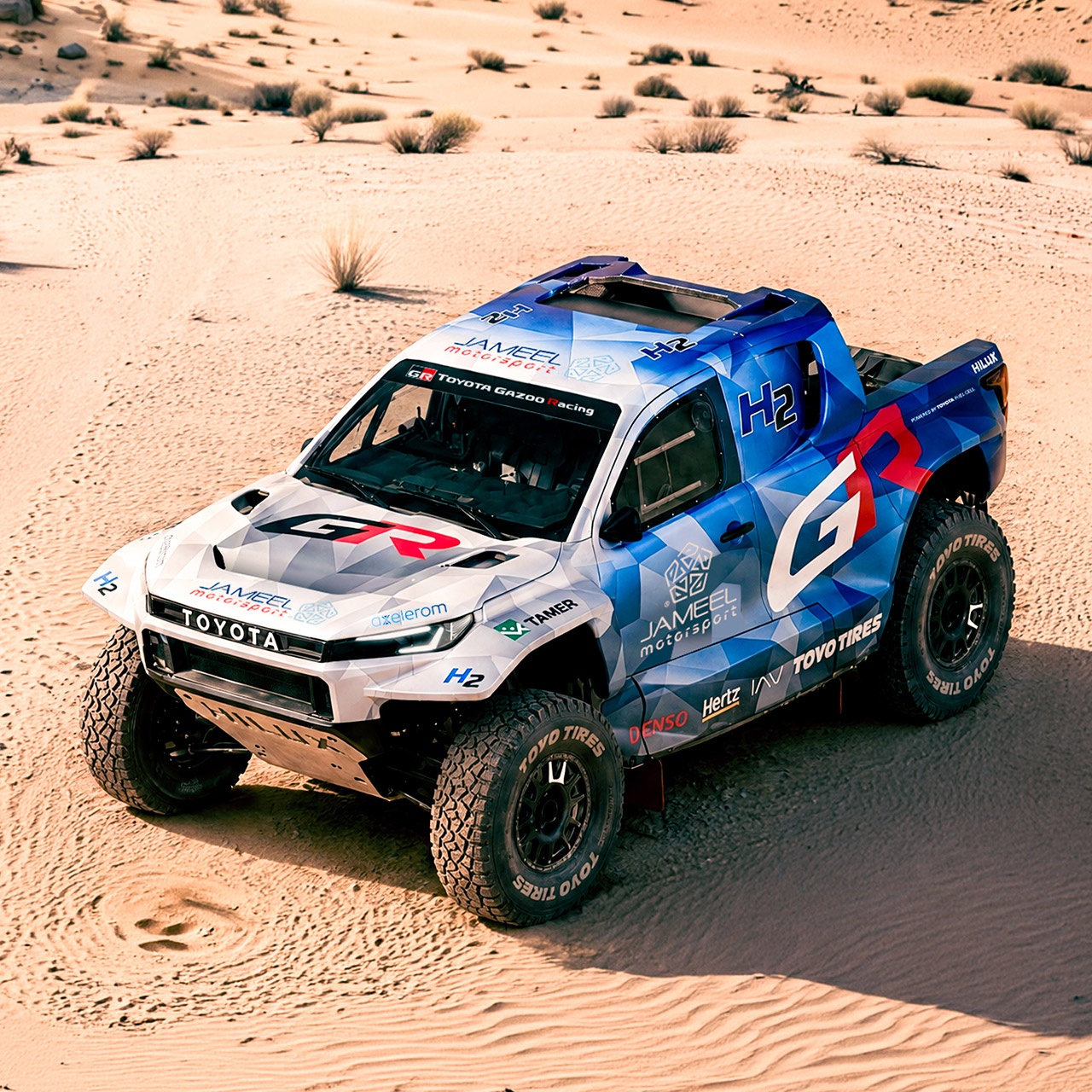 Toyota DKR GR FC Hilux Hydrogen Truck