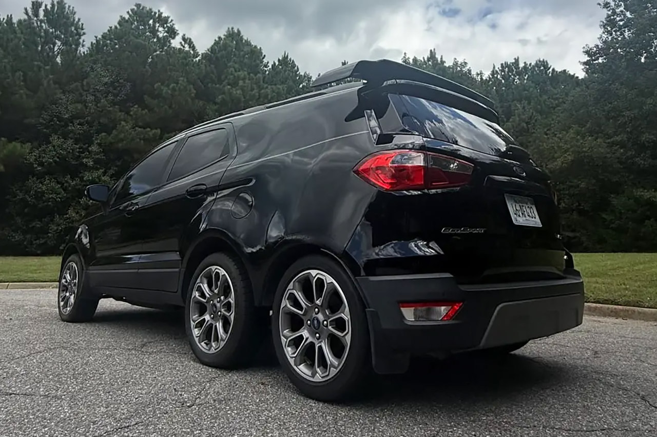 Six-Wheeled 2019 Ford EcoSport Titanium Stretch For Sale