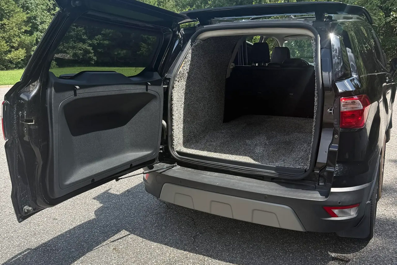 Six-Wheeled 2019 Ford EcoSport Titanium Stretch For Sale