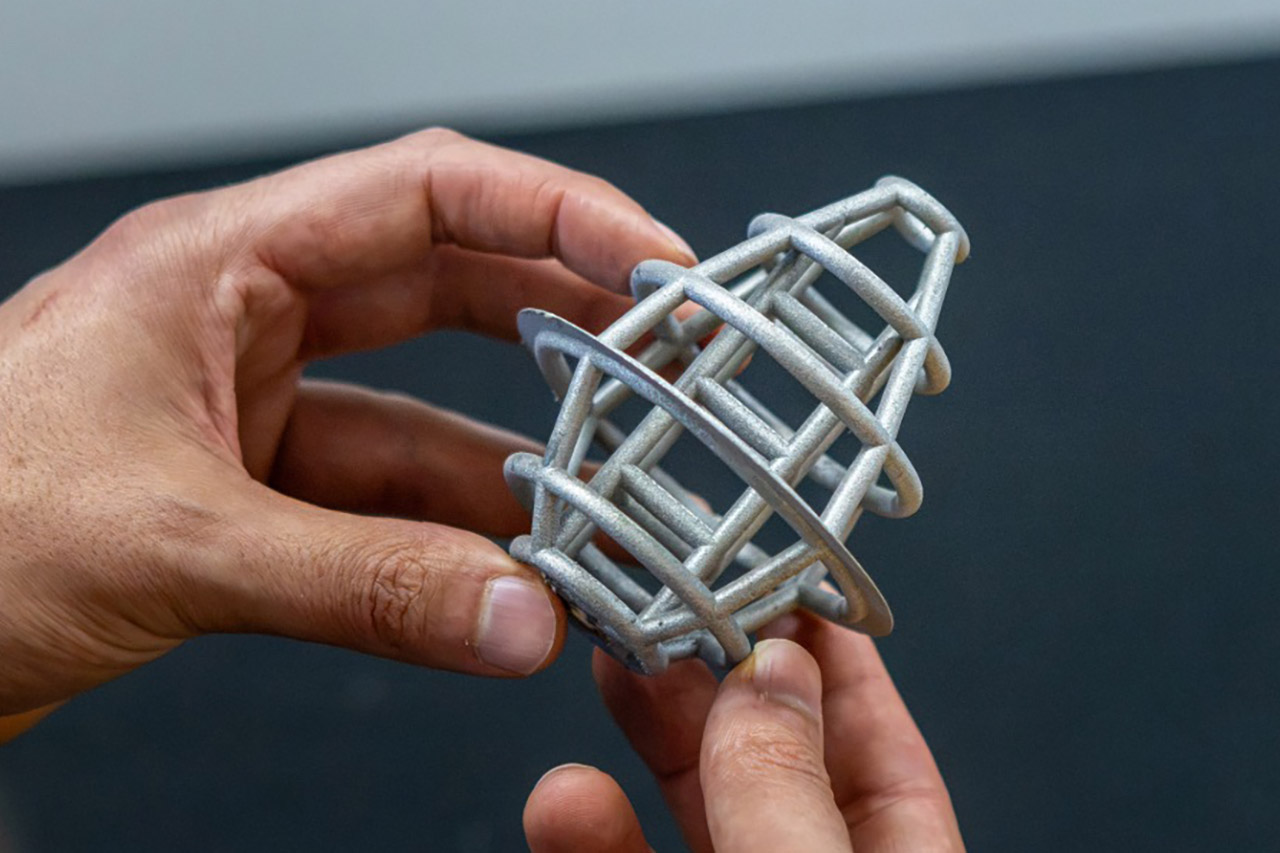 RMIT Engineering Floating Titanium Lattice