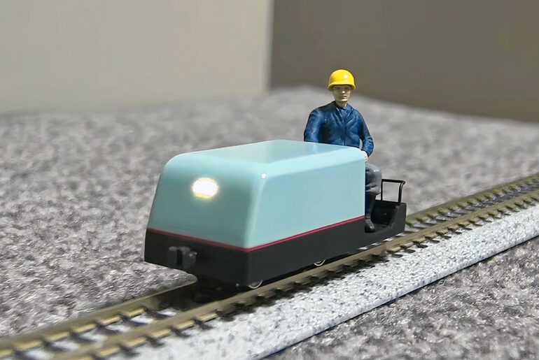 DIY Self-Driving 1:48 Scale Locomotive Train