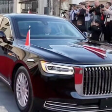 China Presidential Limo Hongqi N701 Beast