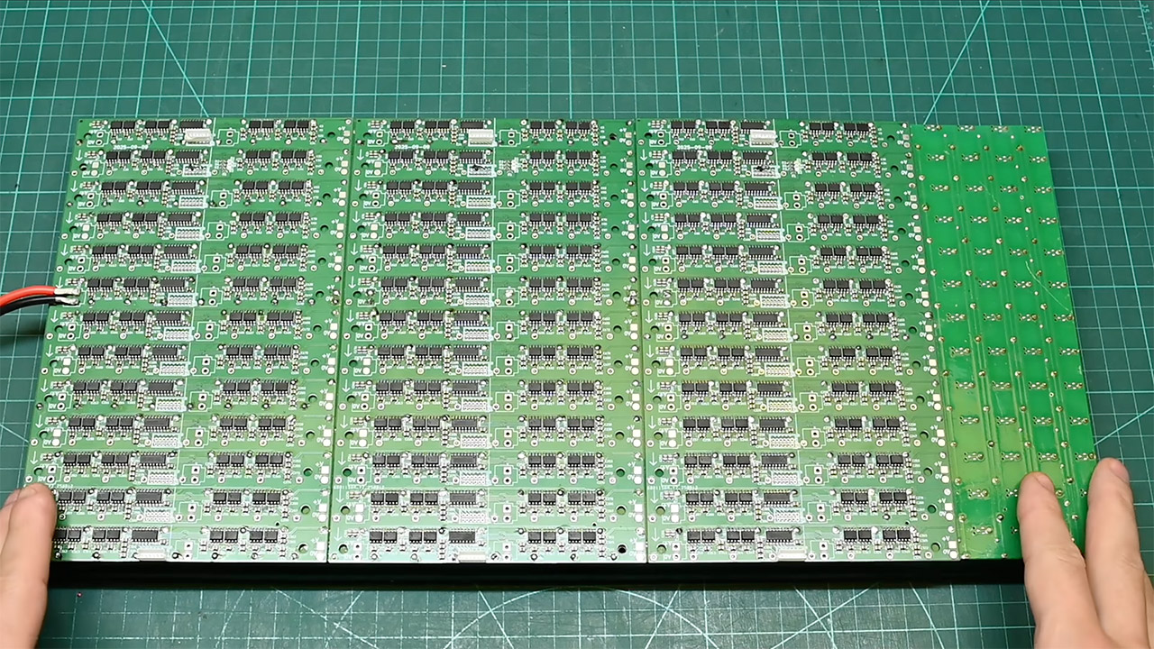 FLIP Fluid Flip Dots Project Board