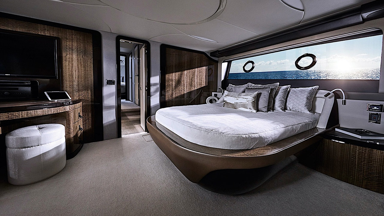 Lexus LY680 Yacht US Debut