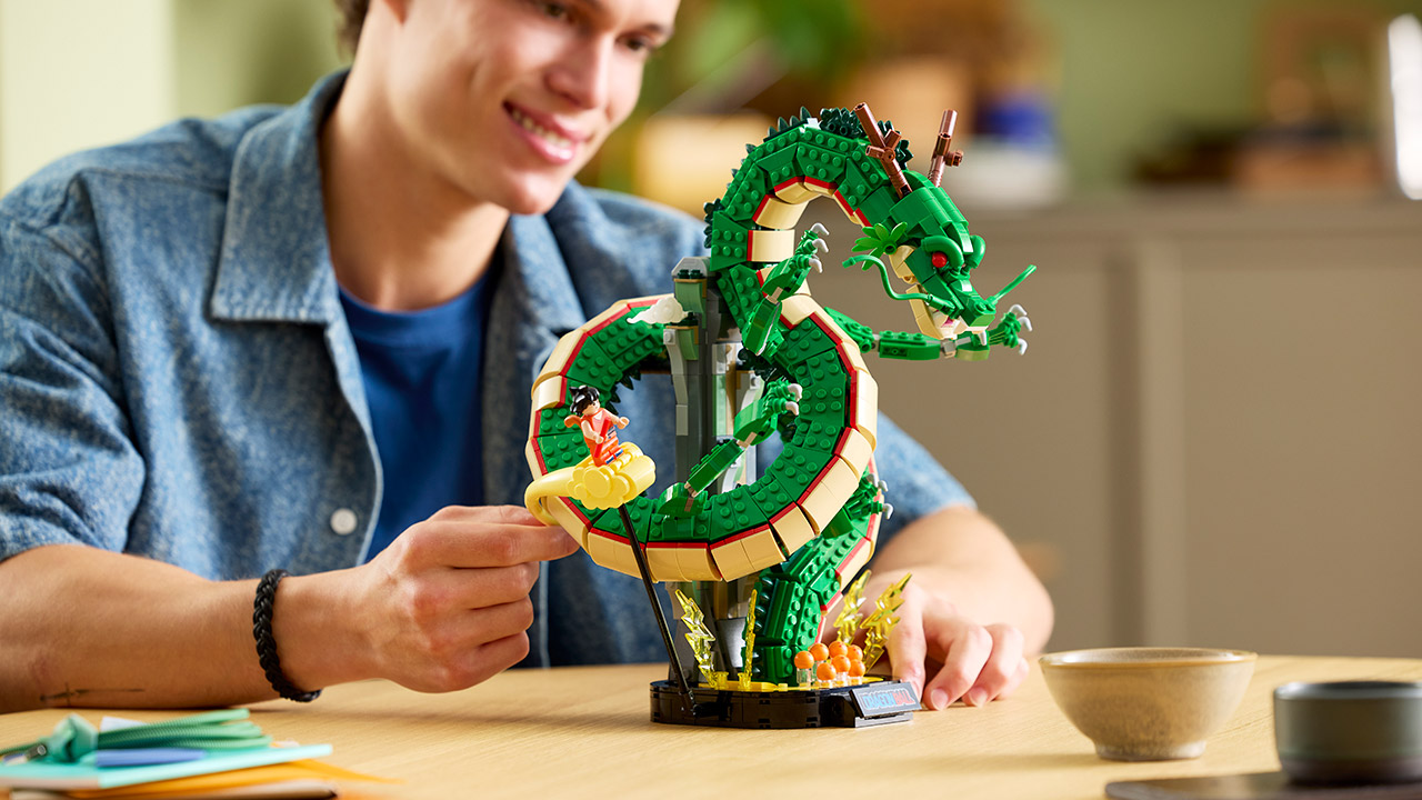 LEGO Icons Dragon Ball Shenron and Goku Set 11390
