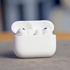 Apple AirPods Pro 3 in 2026