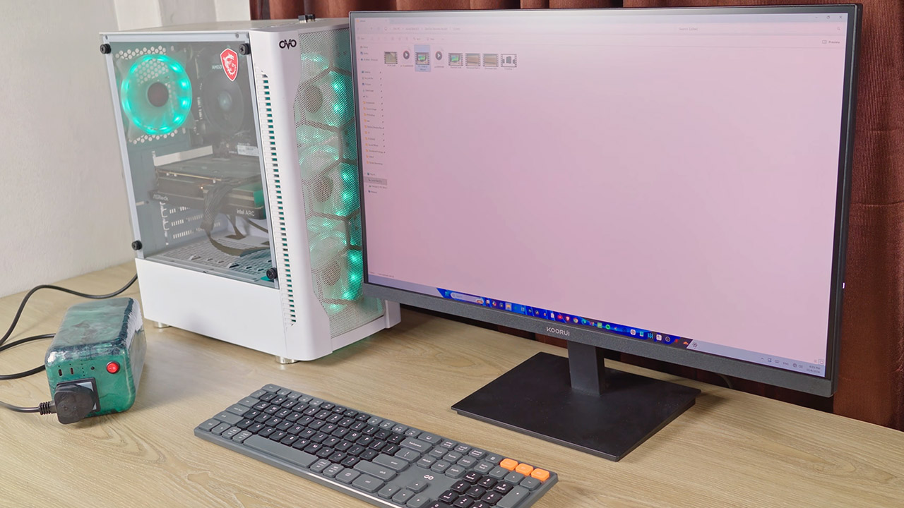 Gadget Industry DIY Homemade Power Station Bank Desktop PC