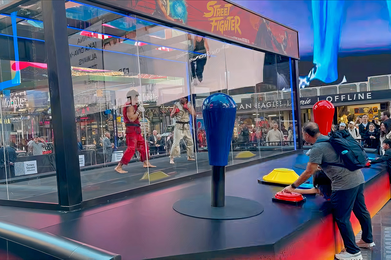 Oversized Street Fighter Arcade Machine Movie Times Square