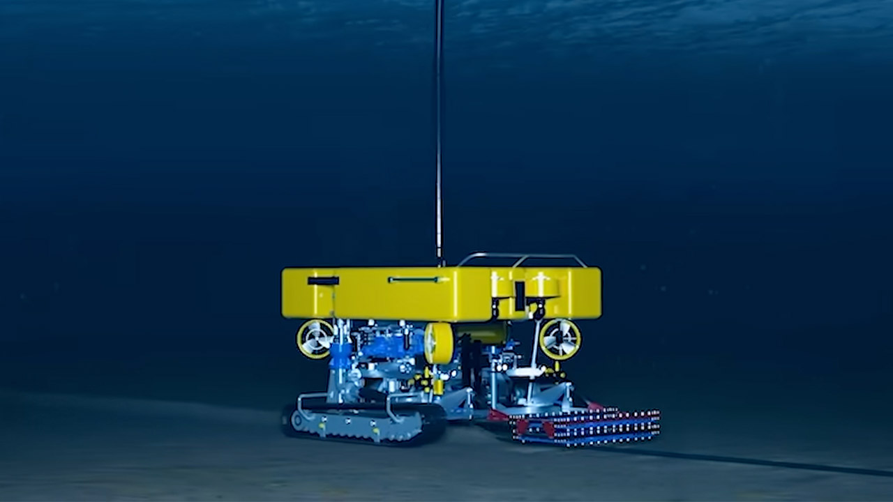 SubCom Undersea Cables Inside Look Technology