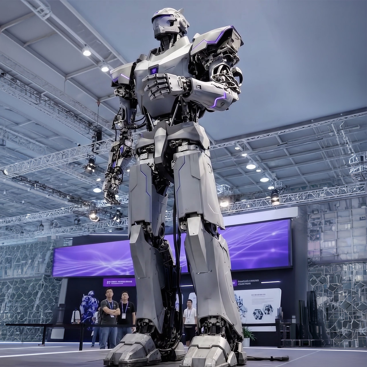 NeodraDynamics Neo1 13-Foot-Tall Robot