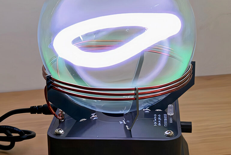 Toroidal Plasma Nuclear Fusion Reactor Experiment