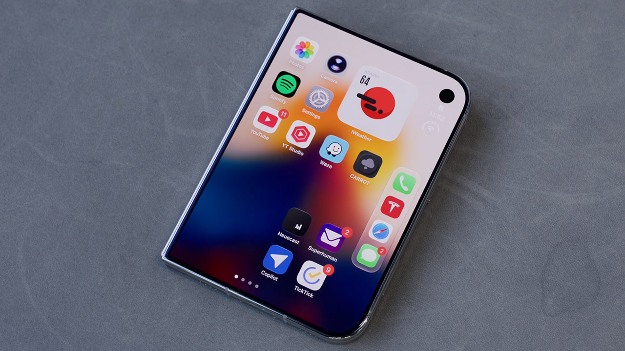 First iPhone Duo Reviews