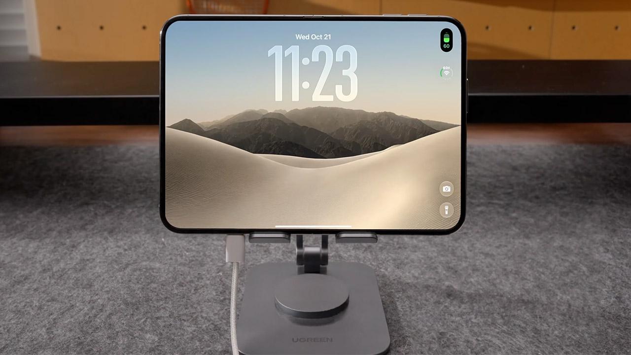 Apple iPhone Duo Crease Test