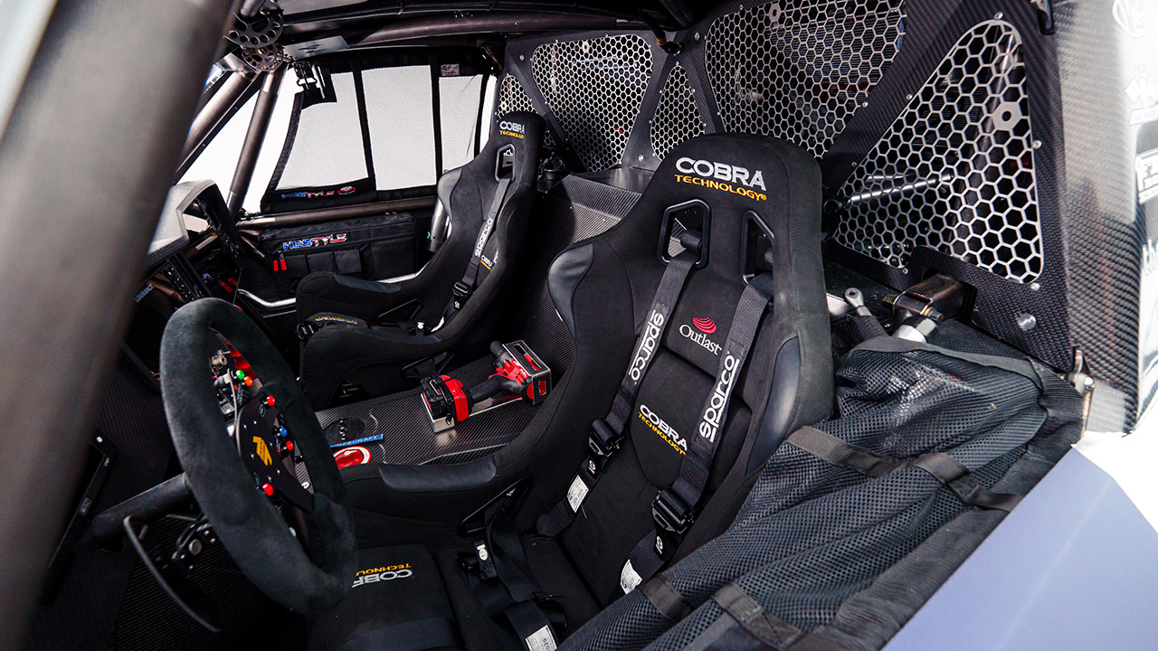 Honda Passport Baja Spec Hybrid Trophy Truck SEMA Interior